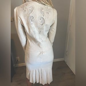 Badgley Mischka linen suit